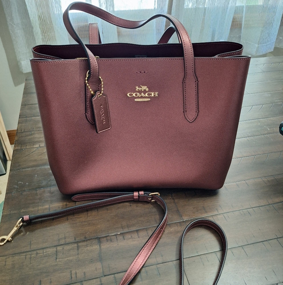 New Coach Iridescent Leather Tote/Crossbody with Gold Hardware -